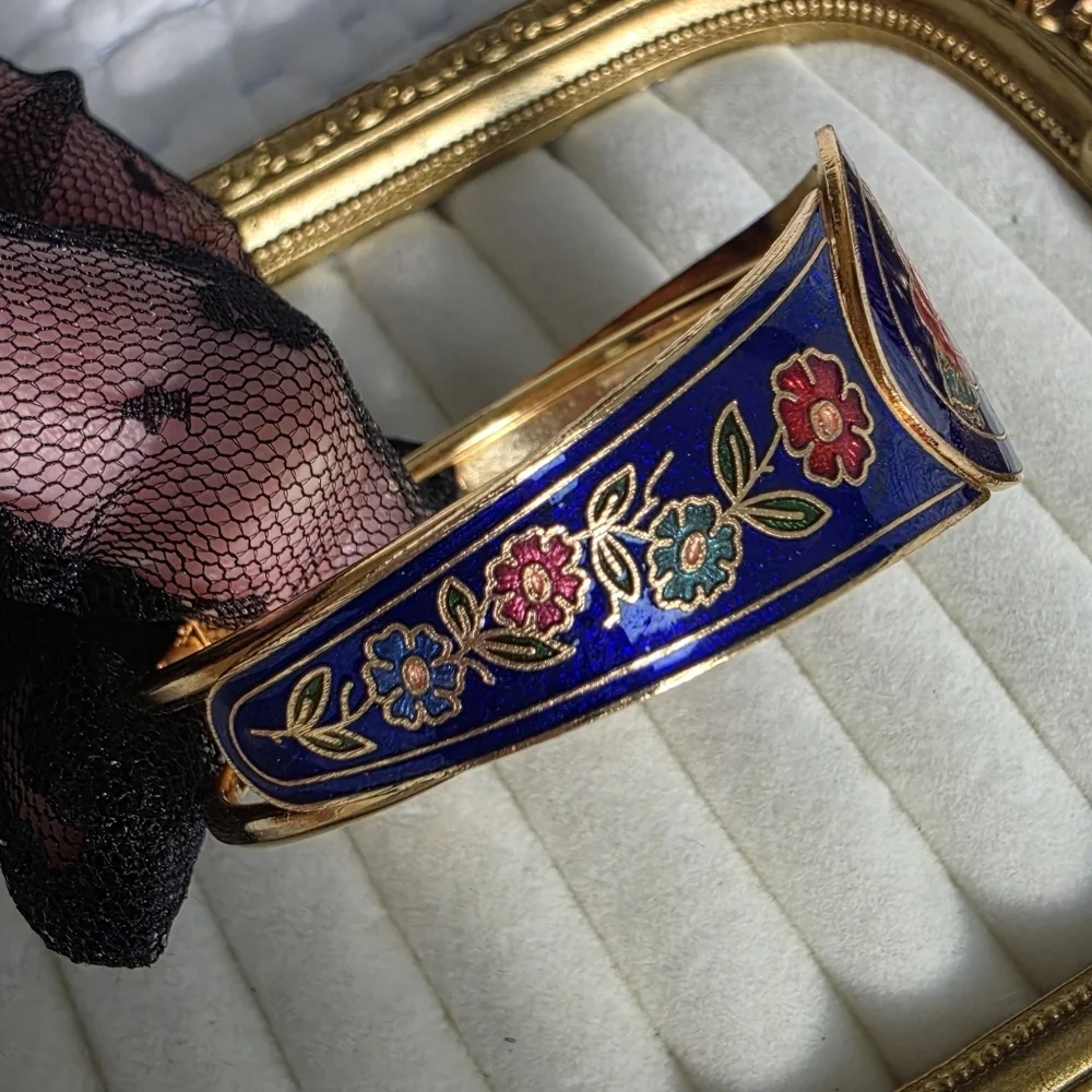 Vintage Cobalt Blue Cloisonné Floral Bangle Bracelet Gold Tone Hinged Statement